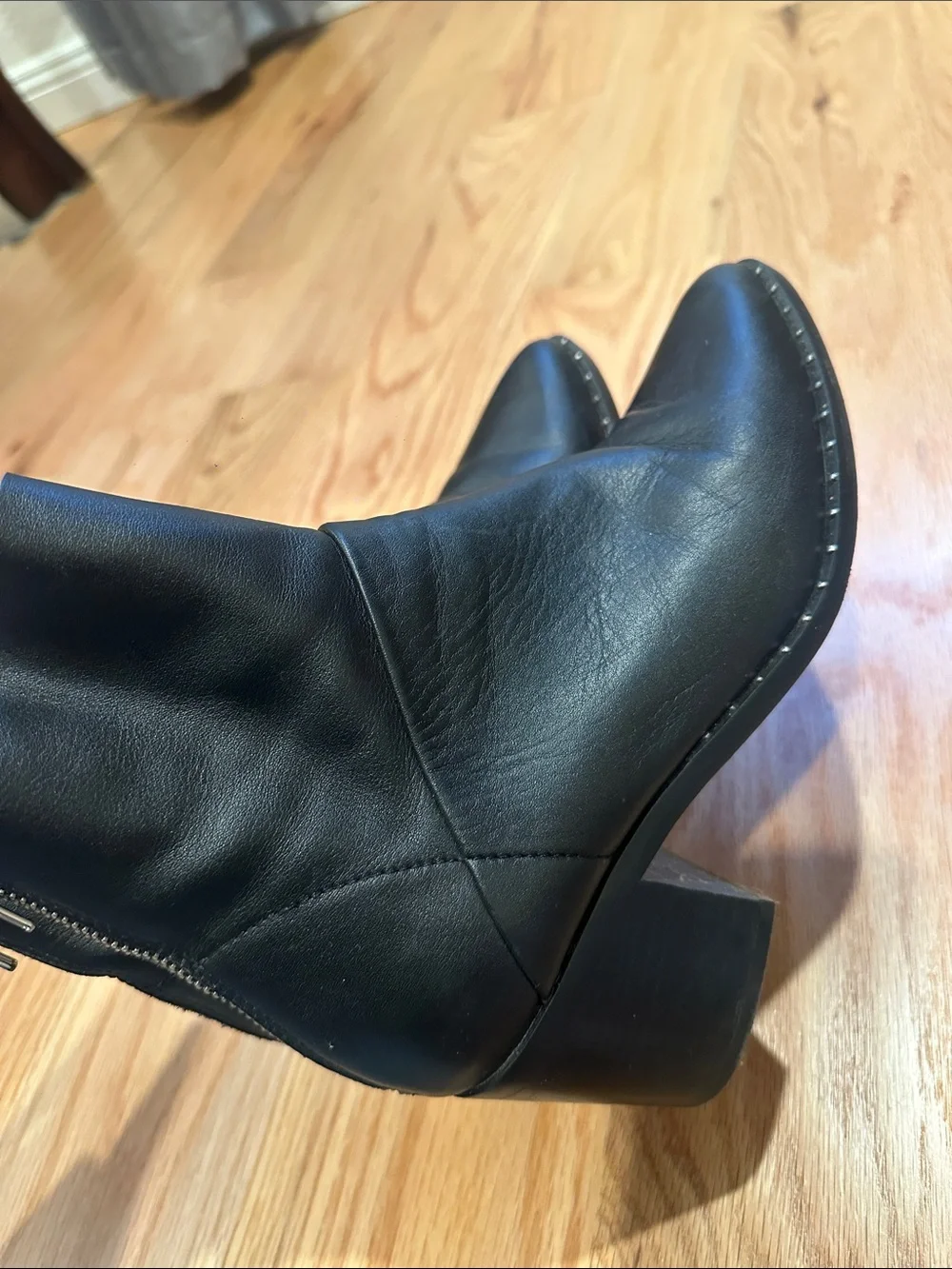 Treasure & Bond Black Pointed Toe Ankle Booties with Block Heel